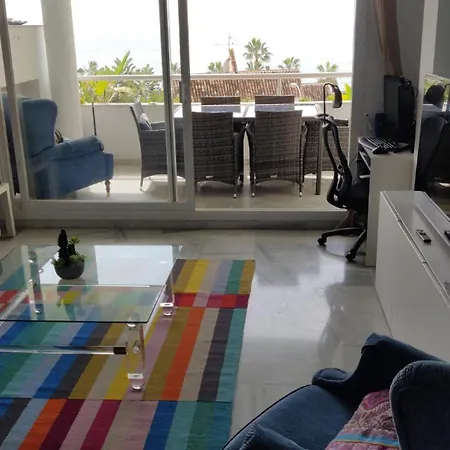 Puerta De アパート