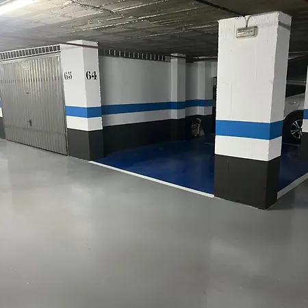 Puerta De * Μαρμπέλλα